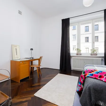 Atmospheric 1 Bedroom By Renters *