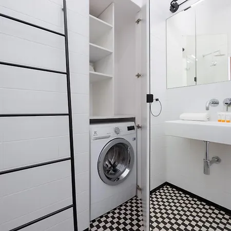 Apartamento Atmospheric 1 Bedroom By Renters Varsóvia