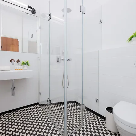 Atmospheric 1 Bedroom By Renters